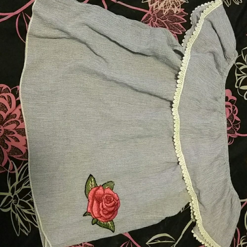 Off the sleeve top